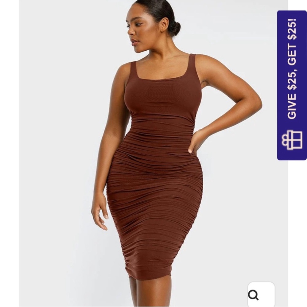 Chic Brown Ruched Midi Dress